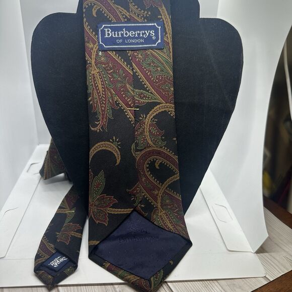 Other - BURBERRYS LONDON Silk NECK TIE Vintage! Blue Burgundy Gold CLASSIC PAISLEY Mens
